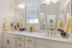 035_157 Triggs Ln