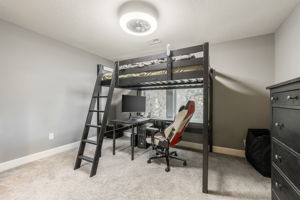  Photo 37