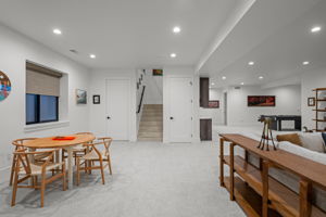 Photo 49