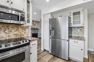 Max Ave-S1206-024.jpg