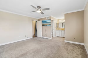 Max Ave-S1206-028.jpg