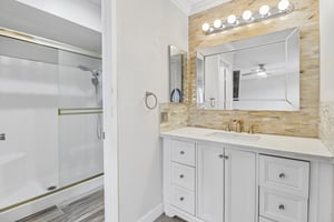 Max Ave-S1206-030.jpg