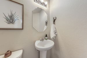  Photo 39