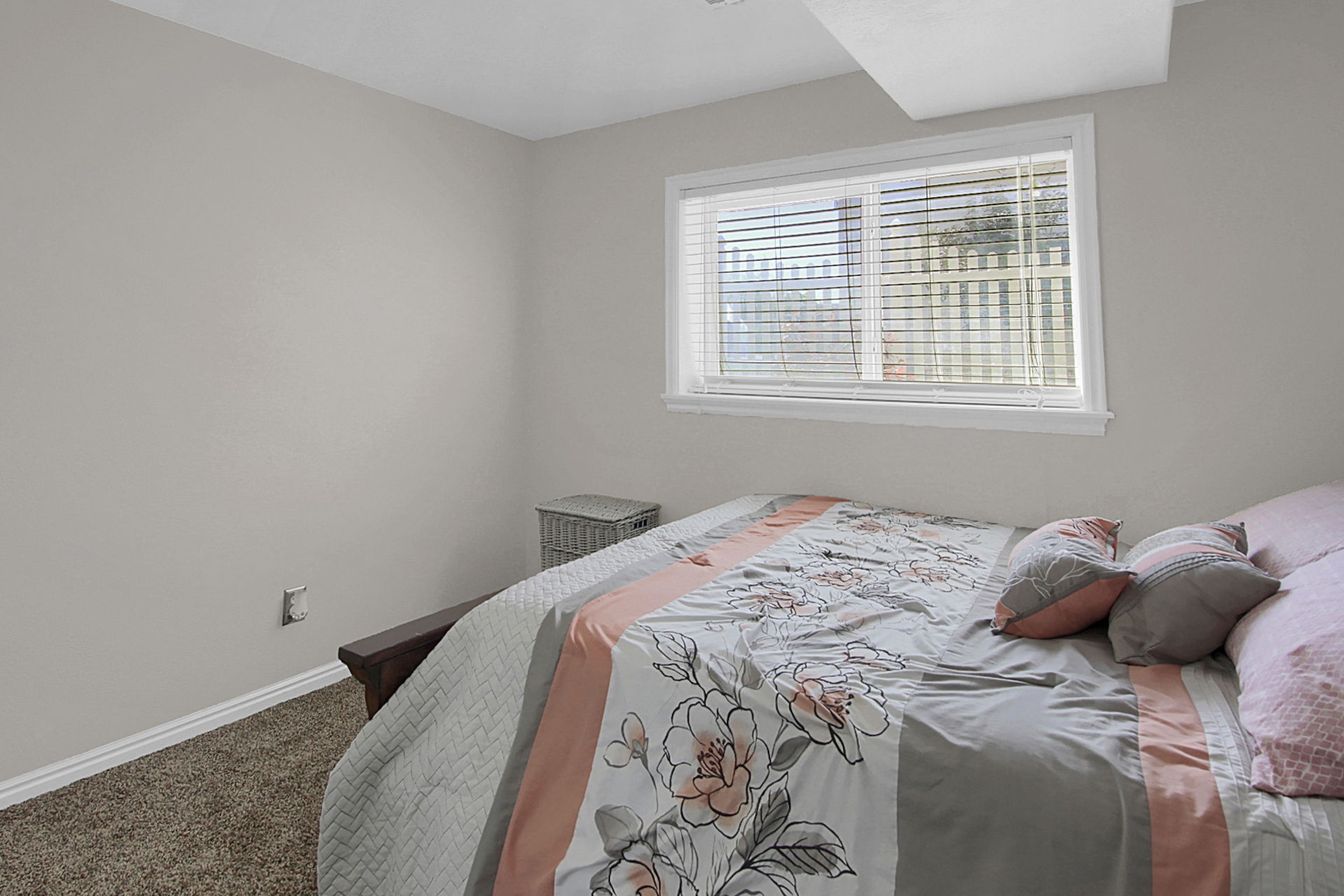  1572 N 160 W, Layton, UT 84041, US Photo 21