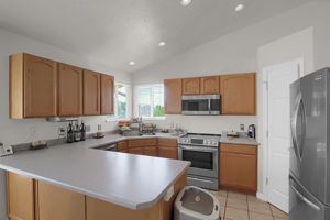  1572 N 160 W, Layton, UT 84041, US Photo 5