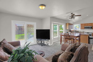  1572 N 160 W, Layton, UT 84041, US Photo 8