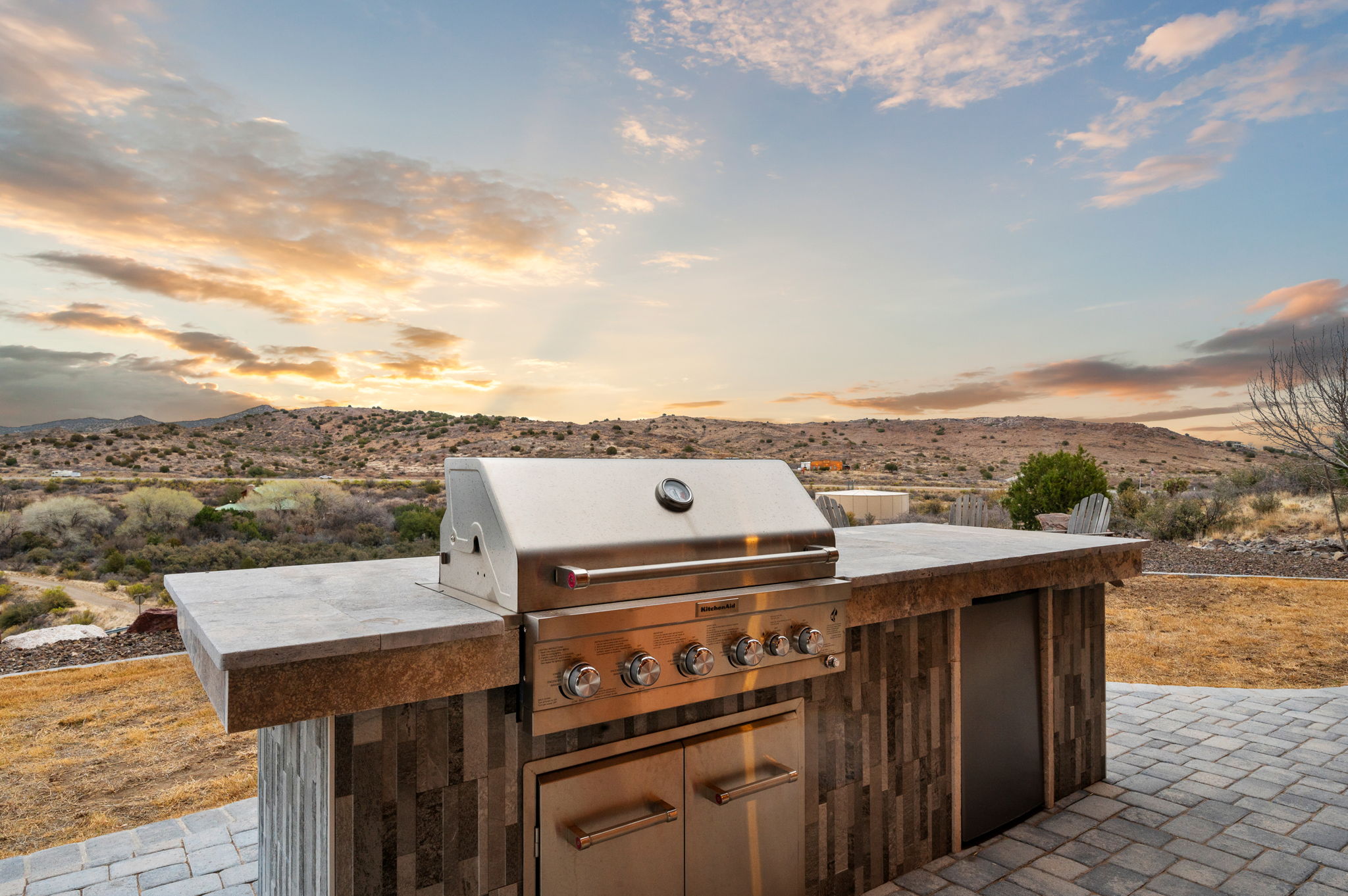 Outdoor Kitchen