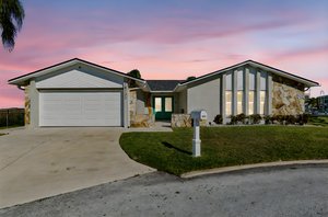 DSC_1193 day to dusk.jpeg