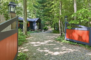  Photo 0