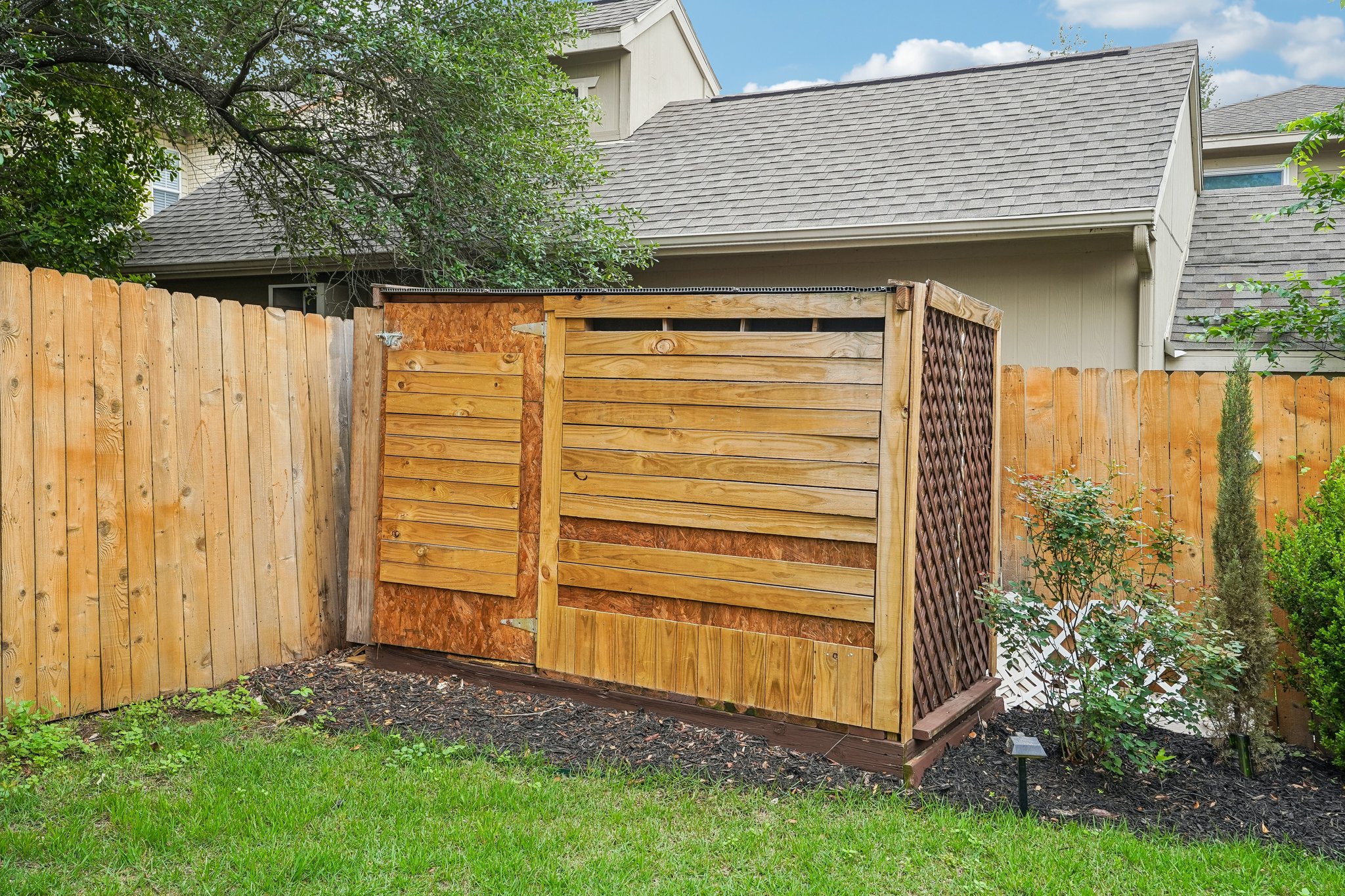 - 15727 Knolldown-S3004-1-016.jpg