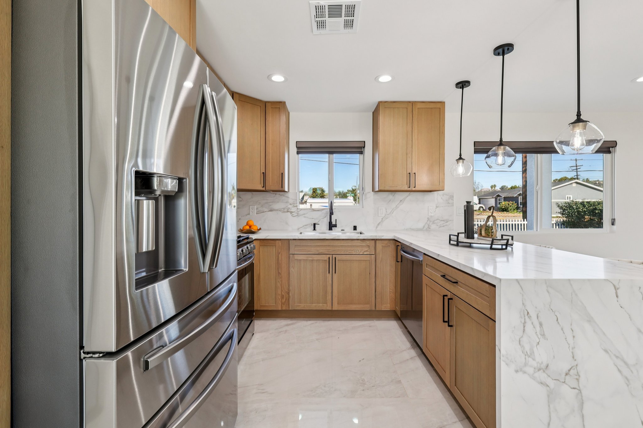 E Madison Ave-S1201-016.jpg