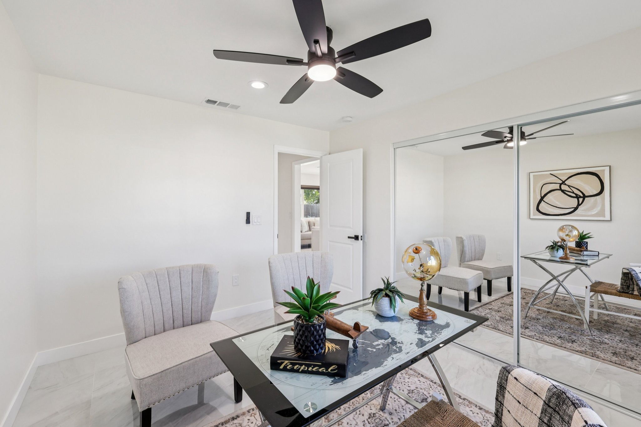 E Madison Ave-S1201-024.jpg