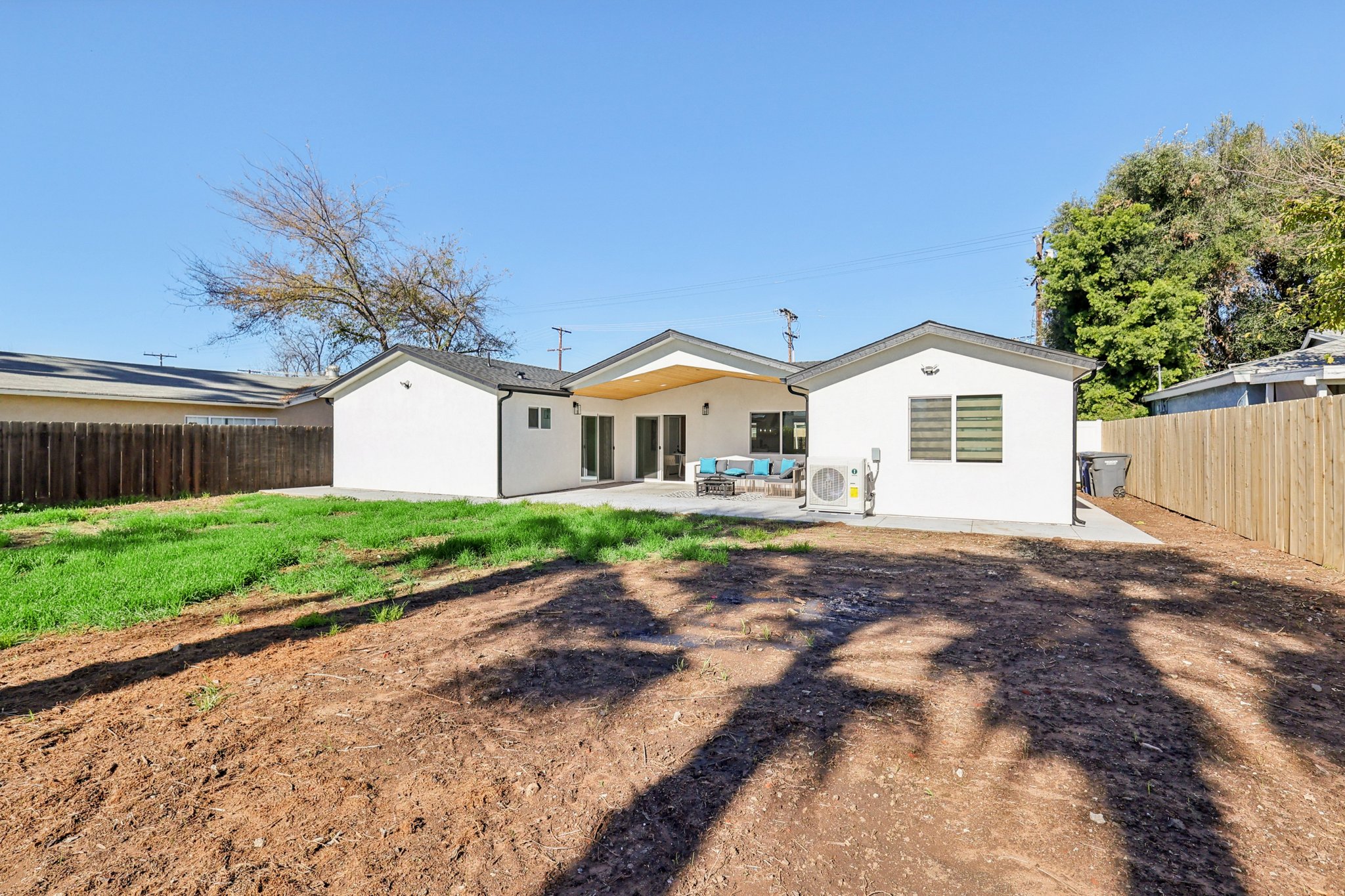 E Madison Ave-S1201-044.jpg