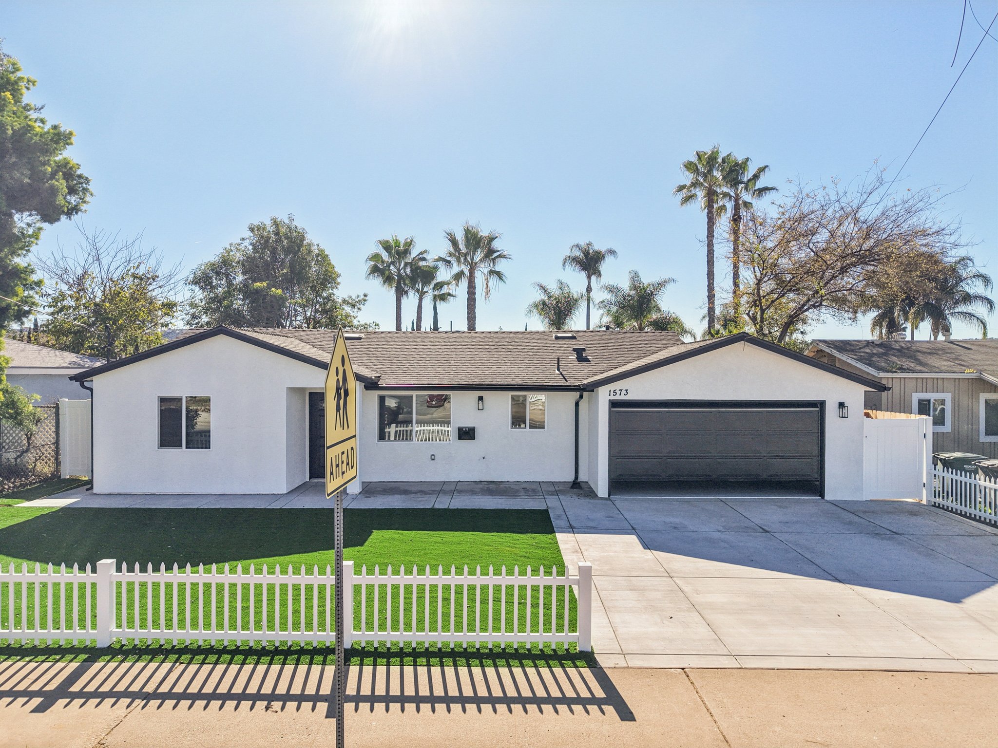 E Madison Ave-S1201-051.jpg