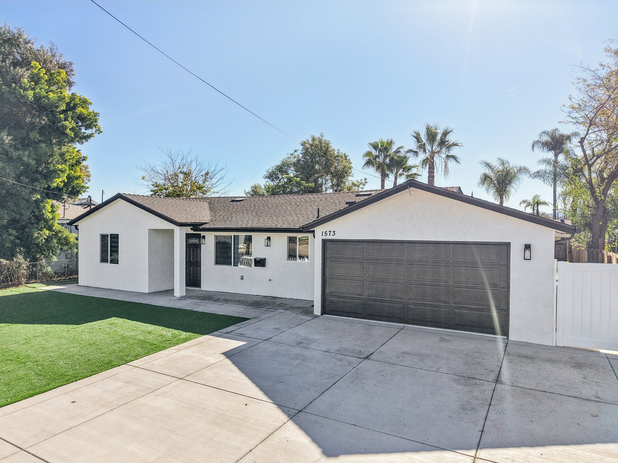 E Madison Ave-S1201-061.jpg