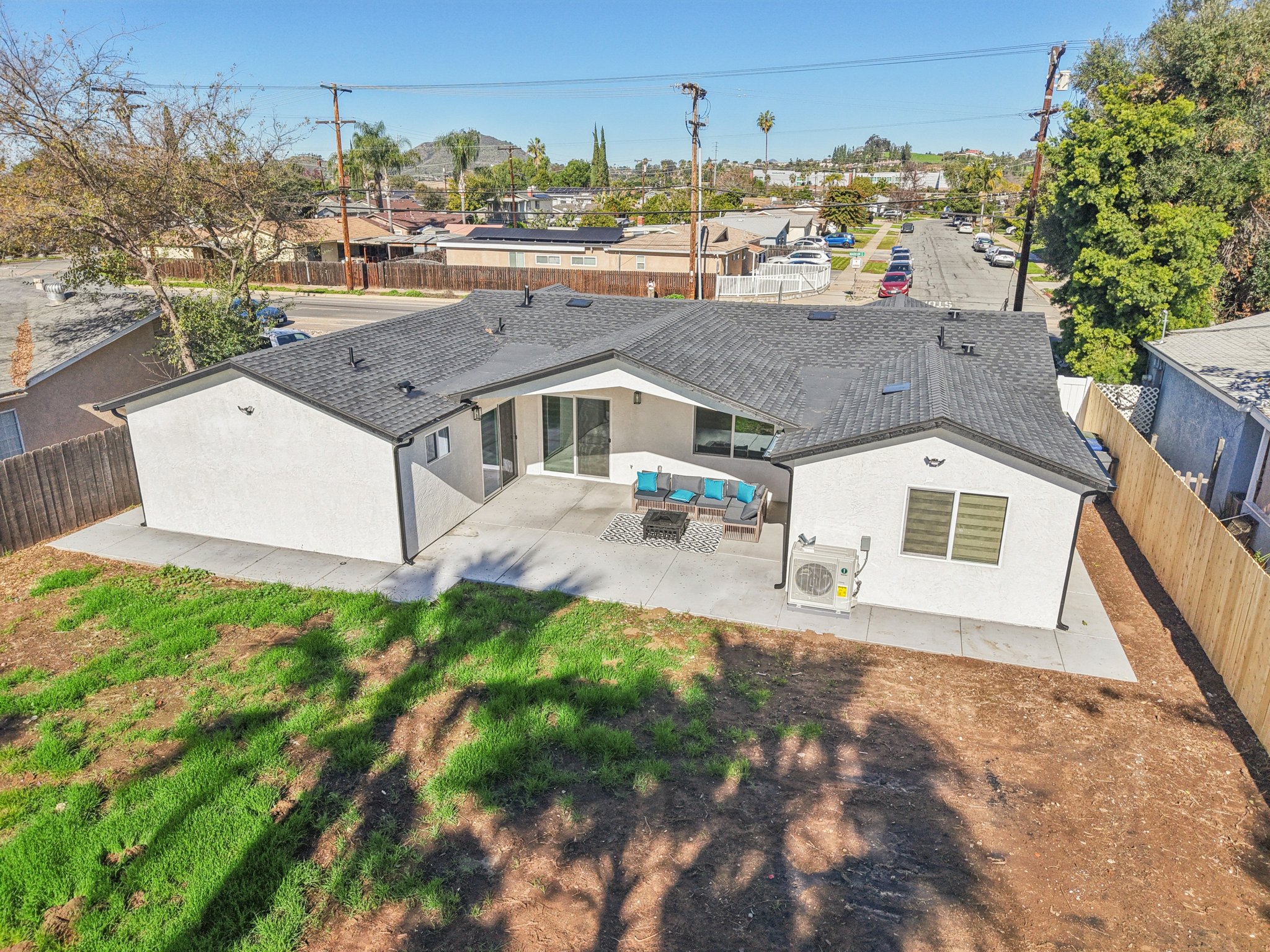 E Madison Ave-S1201-075.jpg