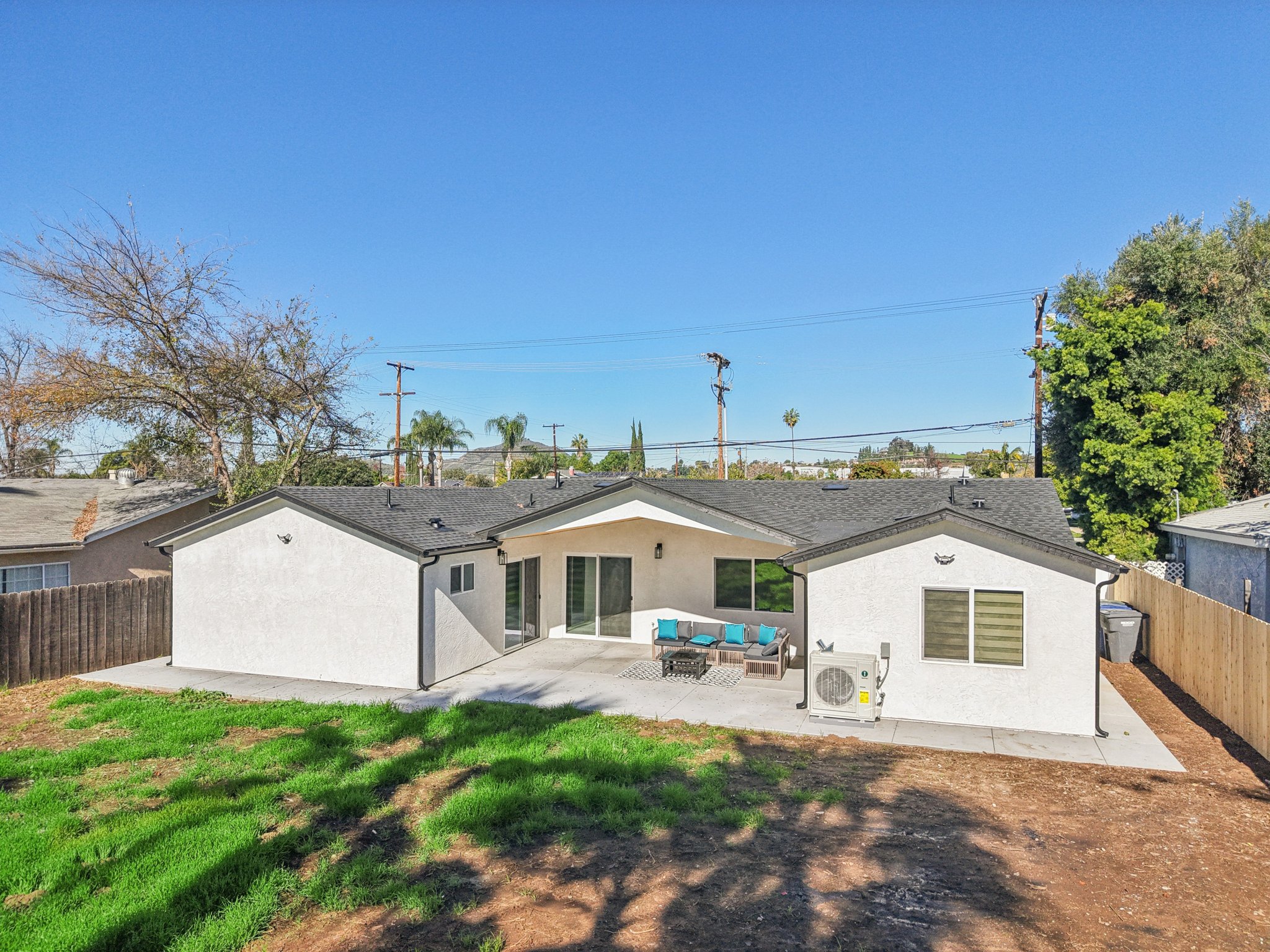 E Madison Ave-S1201-079.jpg