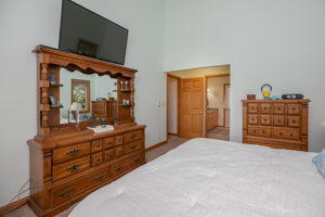 18-Master Bedroom