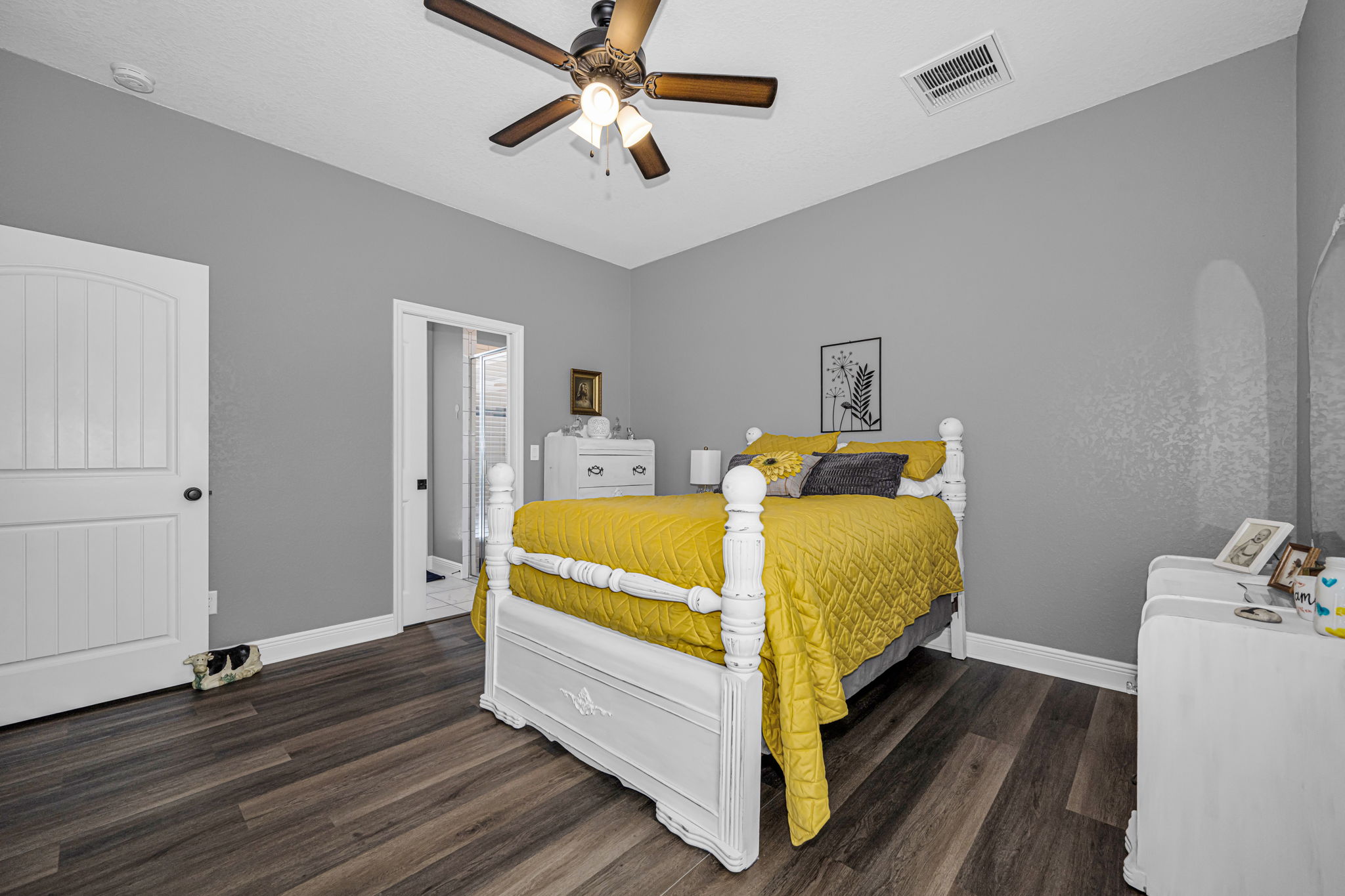 Bedroom 4b