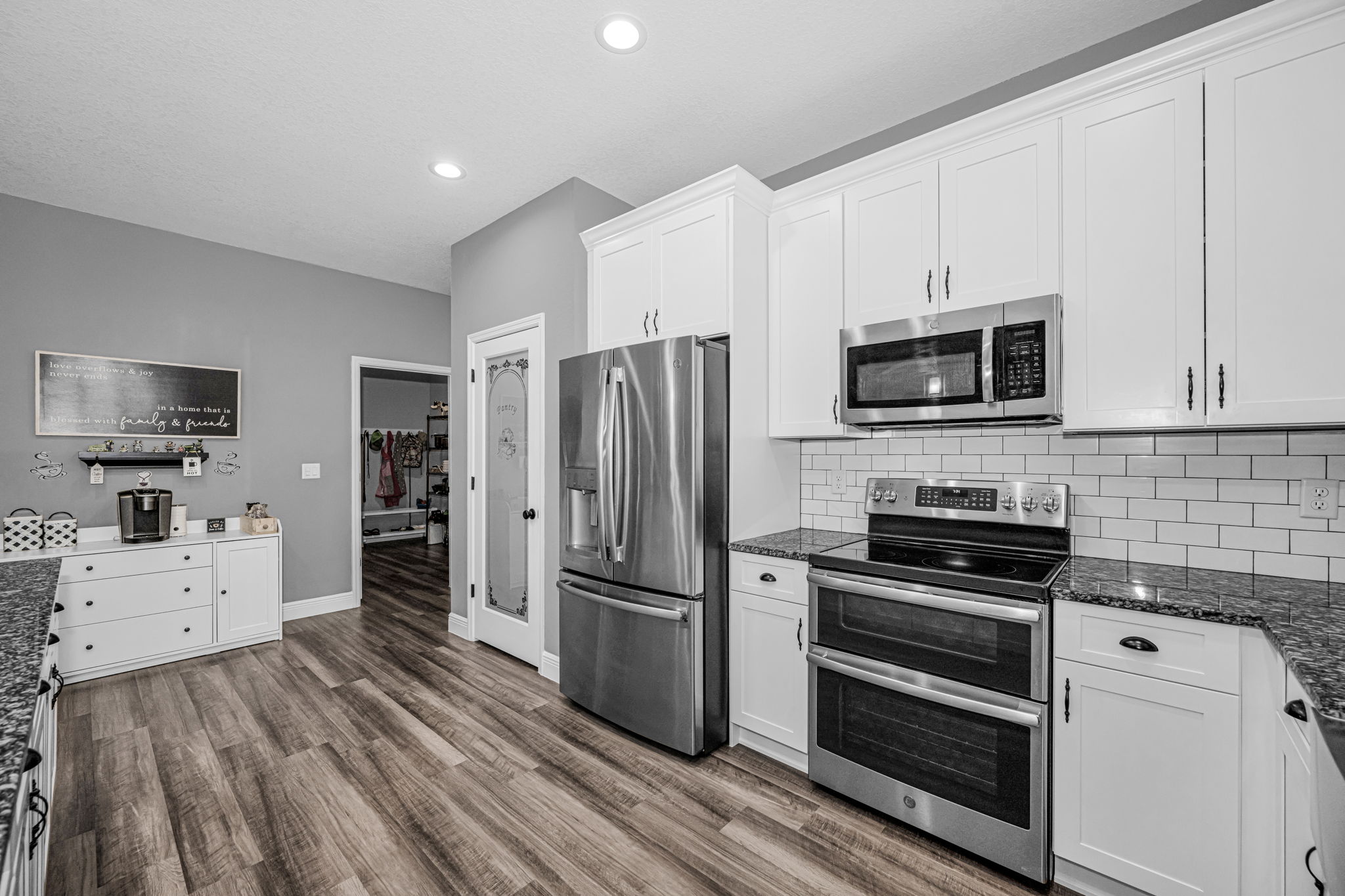 Kitchen 6