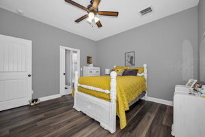 Bedroom 4b