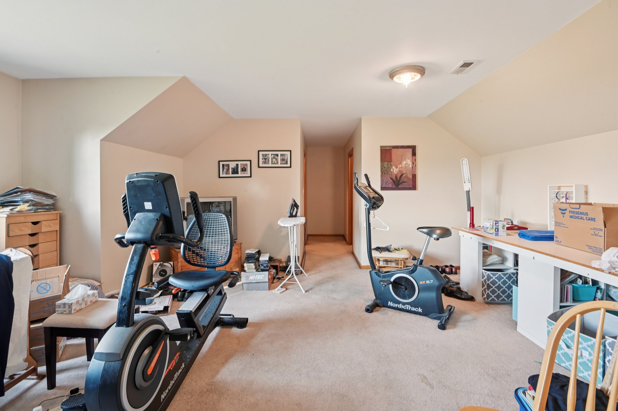 Benton St-S0511-045.jpg