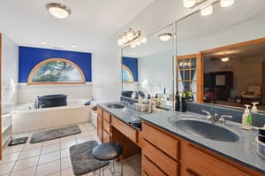 Benton St-S0511-051.jpg