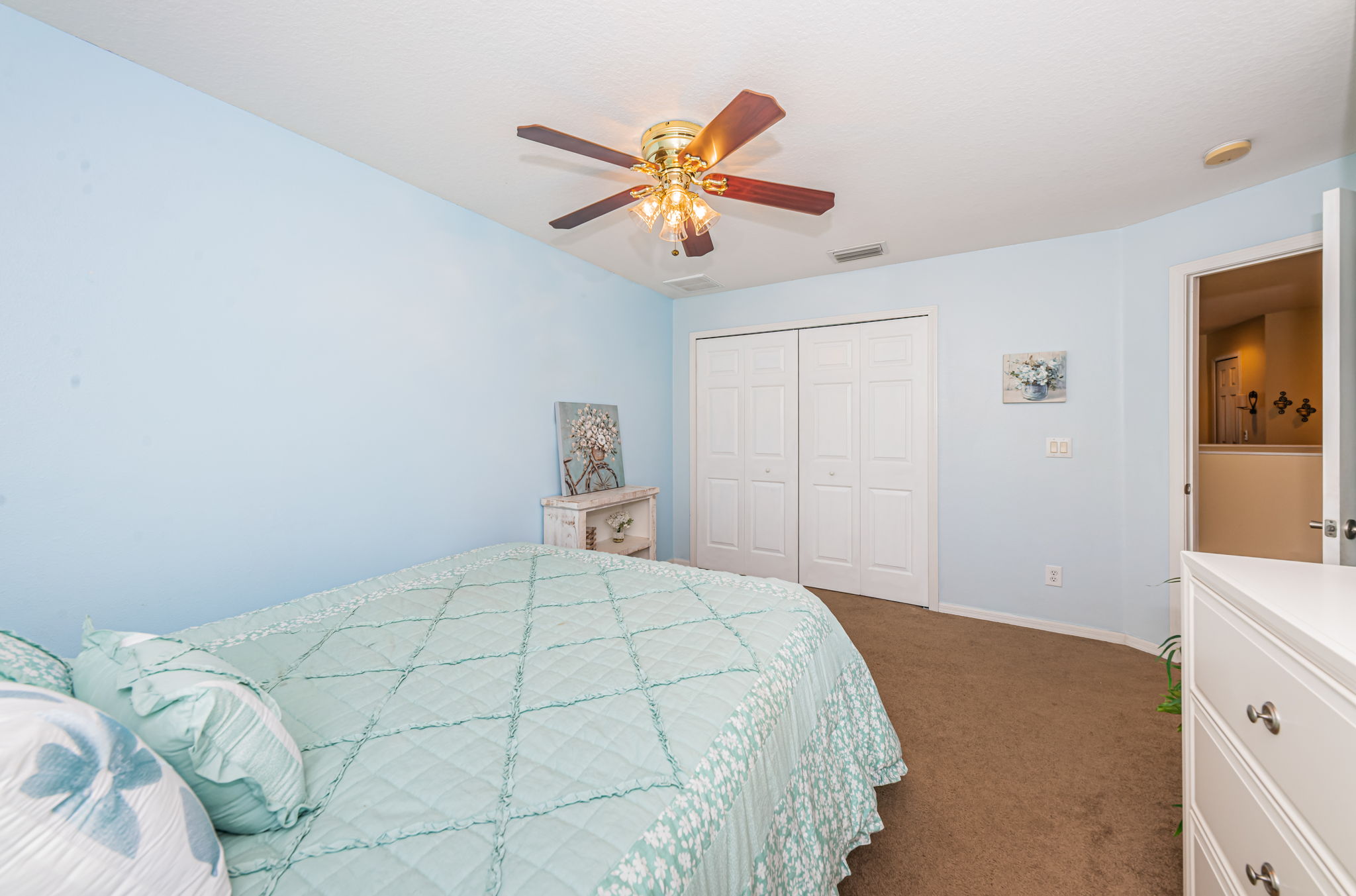 Upper Level Bedroom3b