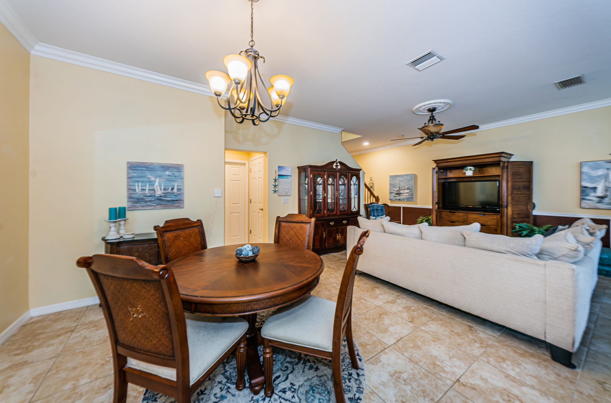 Dining Room4