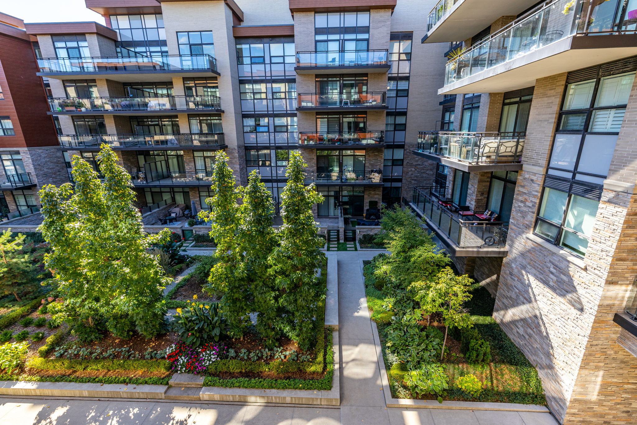 Front view Balcony