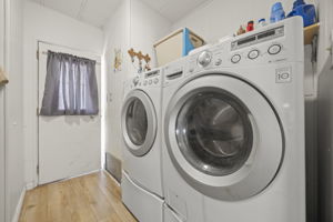  Photo 37