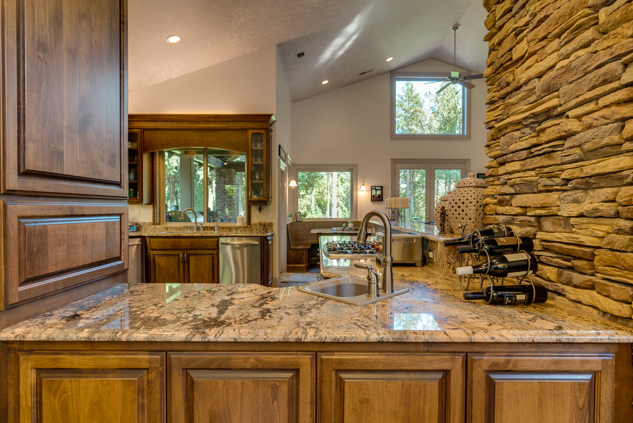 Kitchen beverage bar