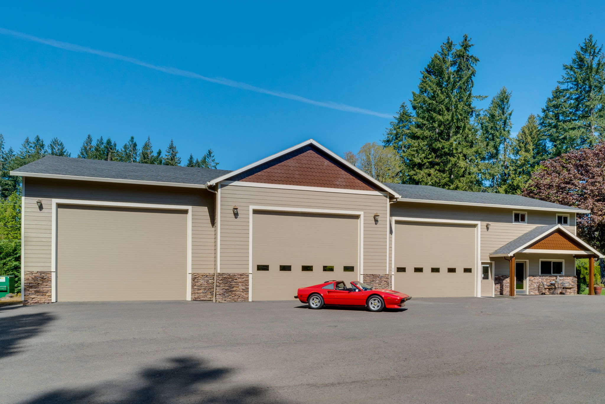 Commercial shop and office