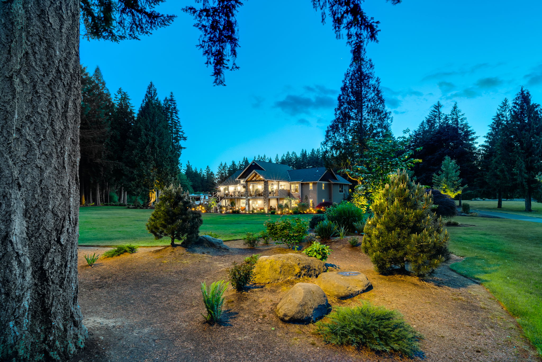 Twilight exterior rear