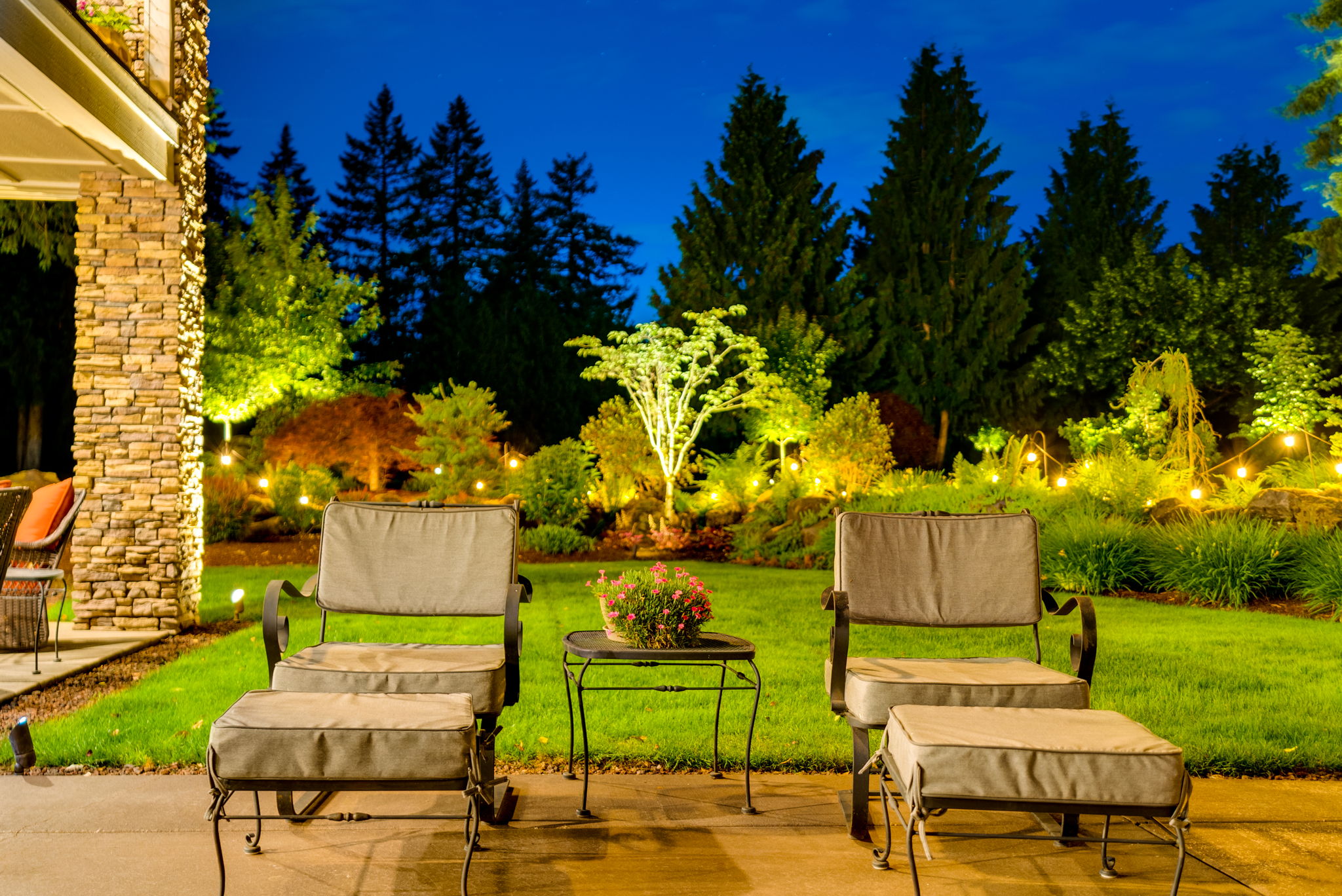 Twilight lower outdoor living