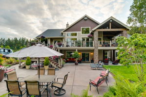 Lower outdoor living