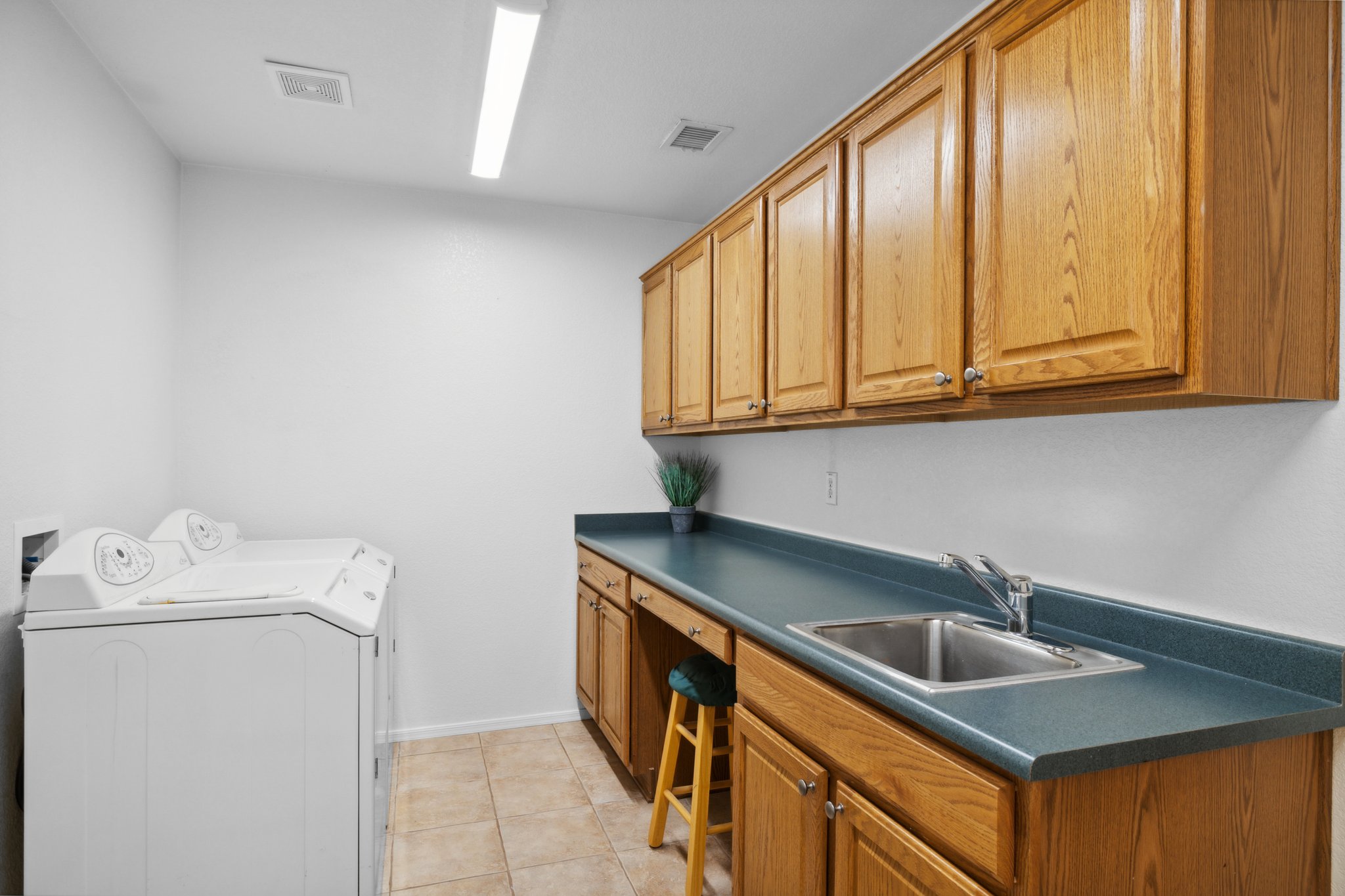 15758 W Edgemont Ave, Goodyear, AZ 85395 - 030.jpg
