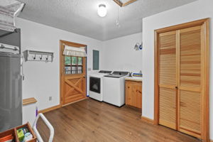  Photo 0