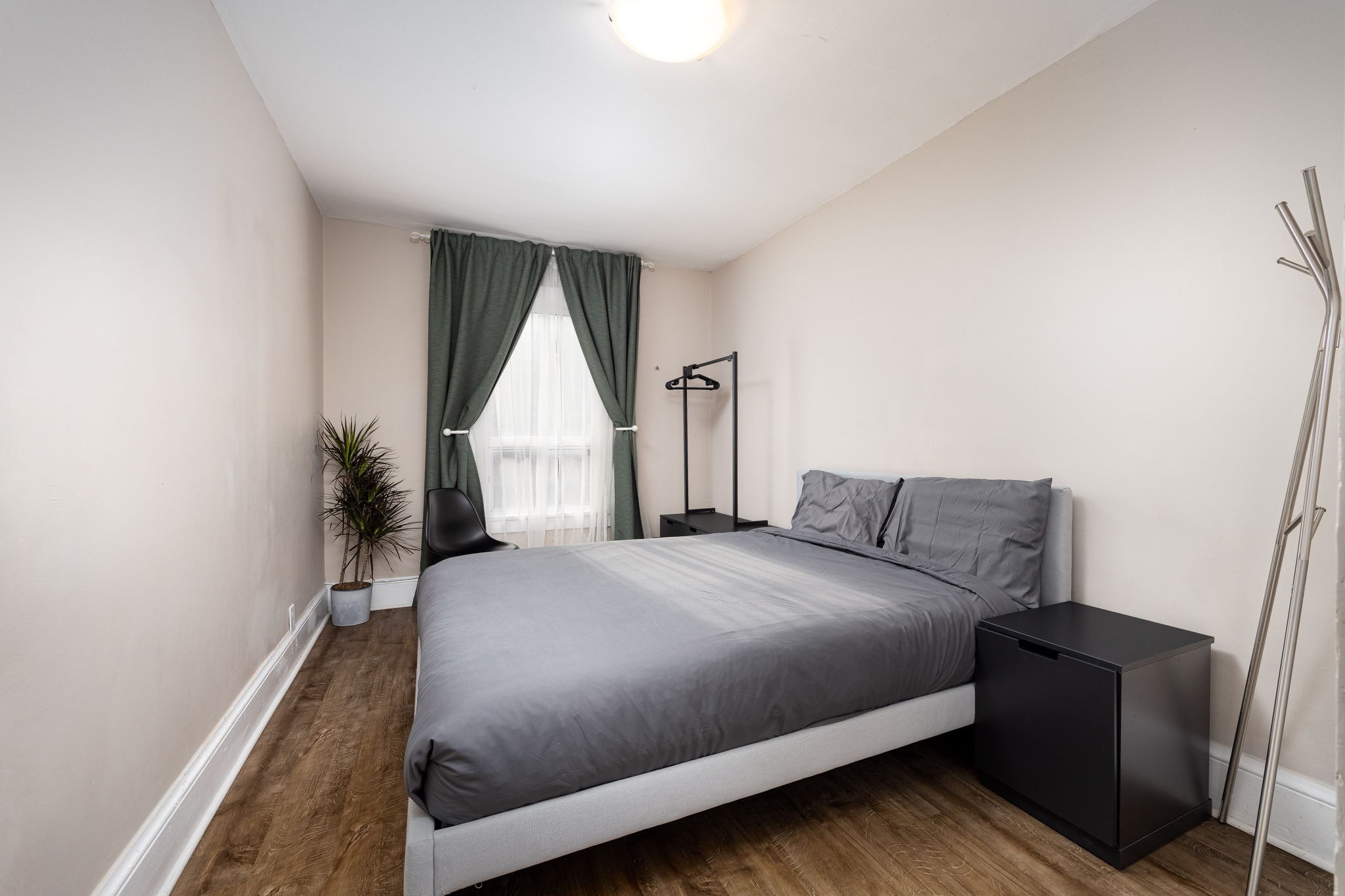 Toronto property showcase — delivered property photograph 9