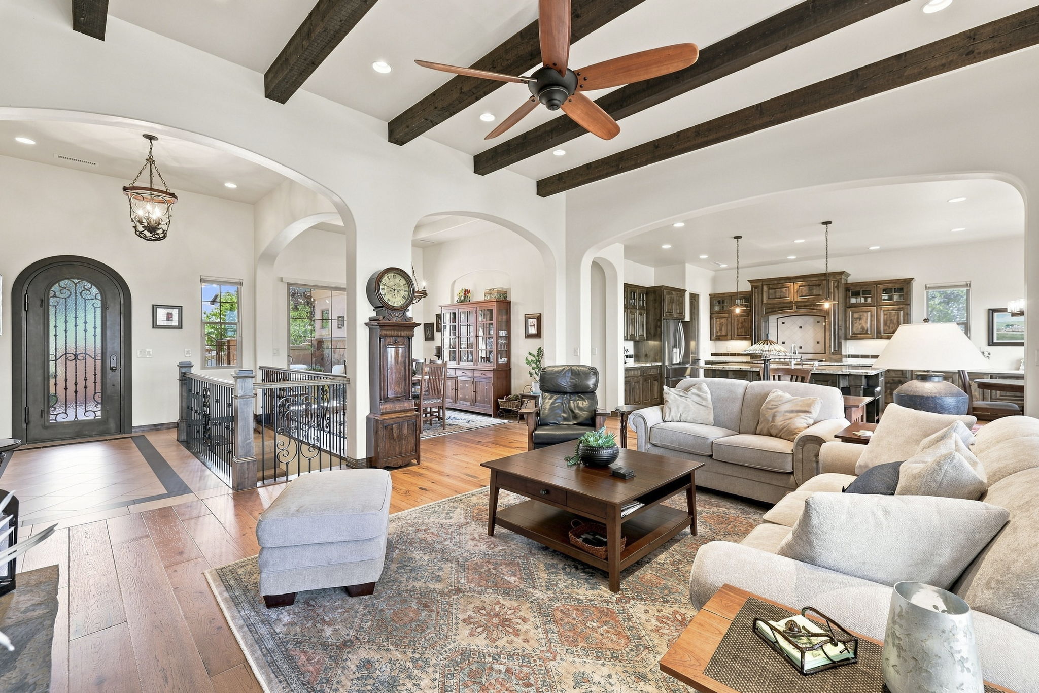 Living Room 4