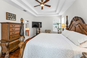Primary Bedroom1b