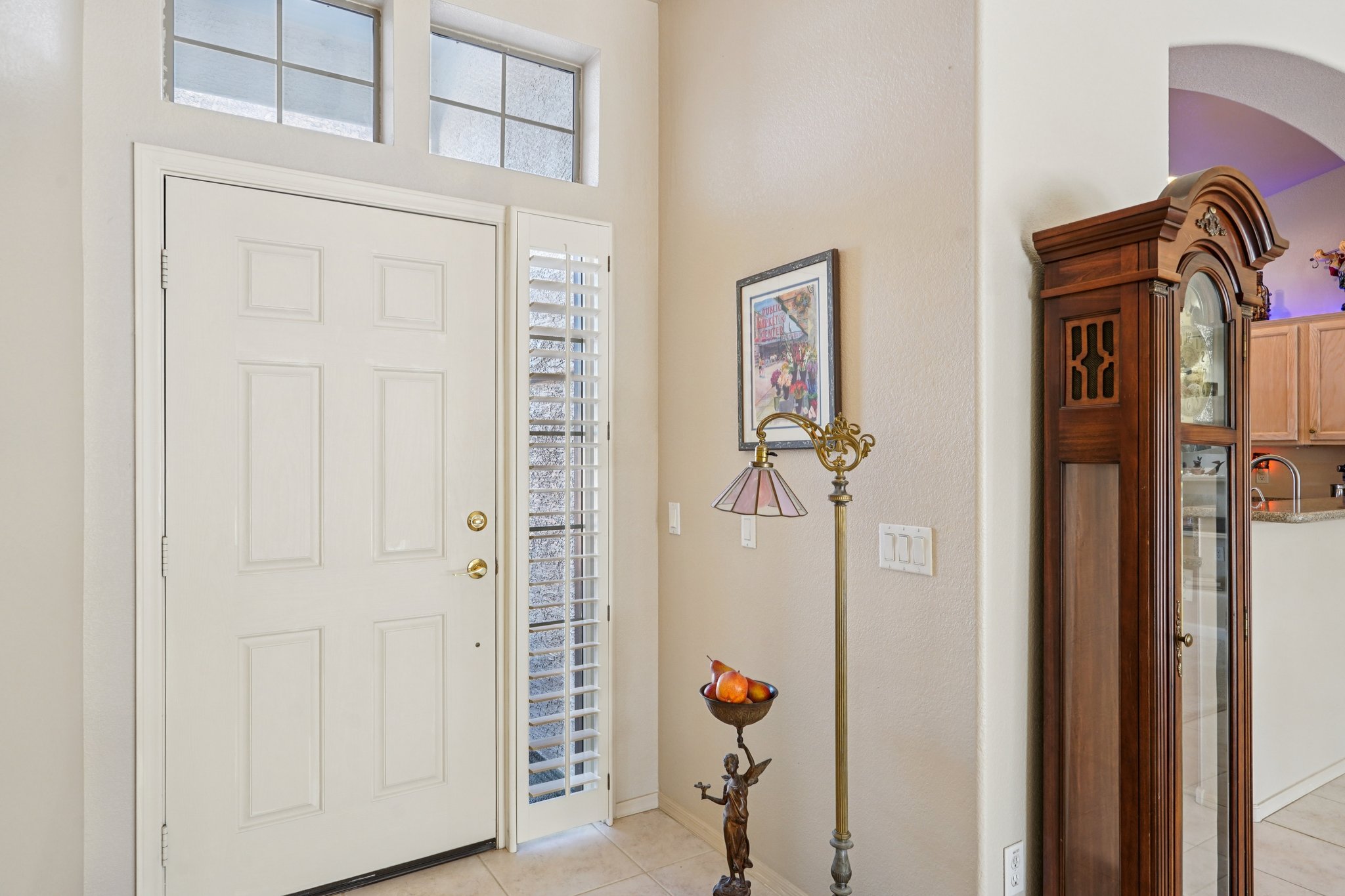 W La Reata Ave-S1001-007.jpg