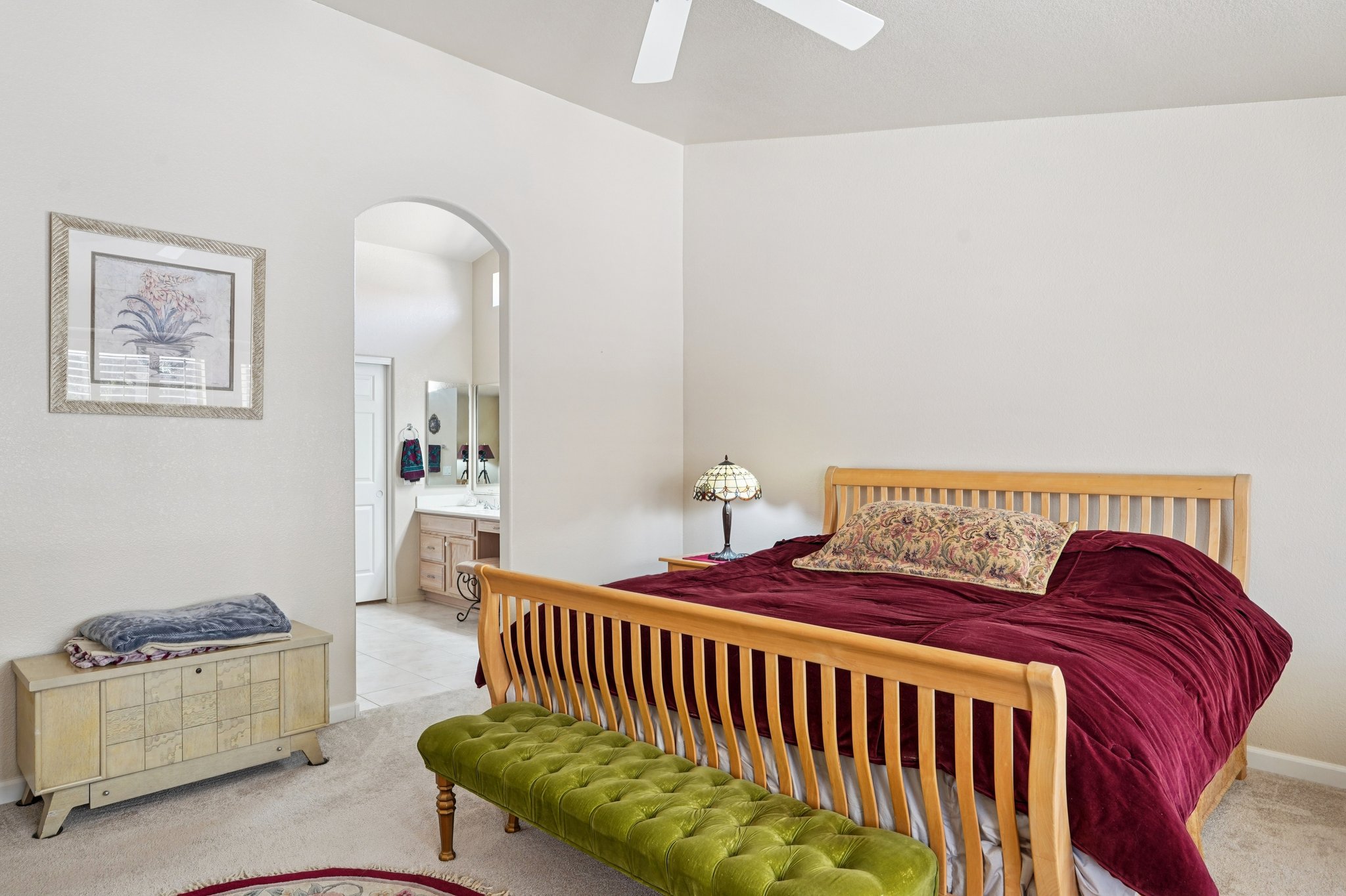 W La Reata Ave-S1001-029.jpg