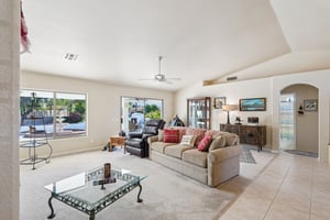 W La Reata Ave-S1001-012.jpg