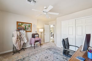 W La Reata Ave-S1001-025.jpg