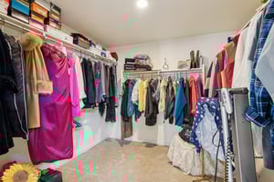 W La Reata Ave-S1001-031.jpg