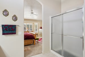 W La Reata Ave-S1001-032.jpg