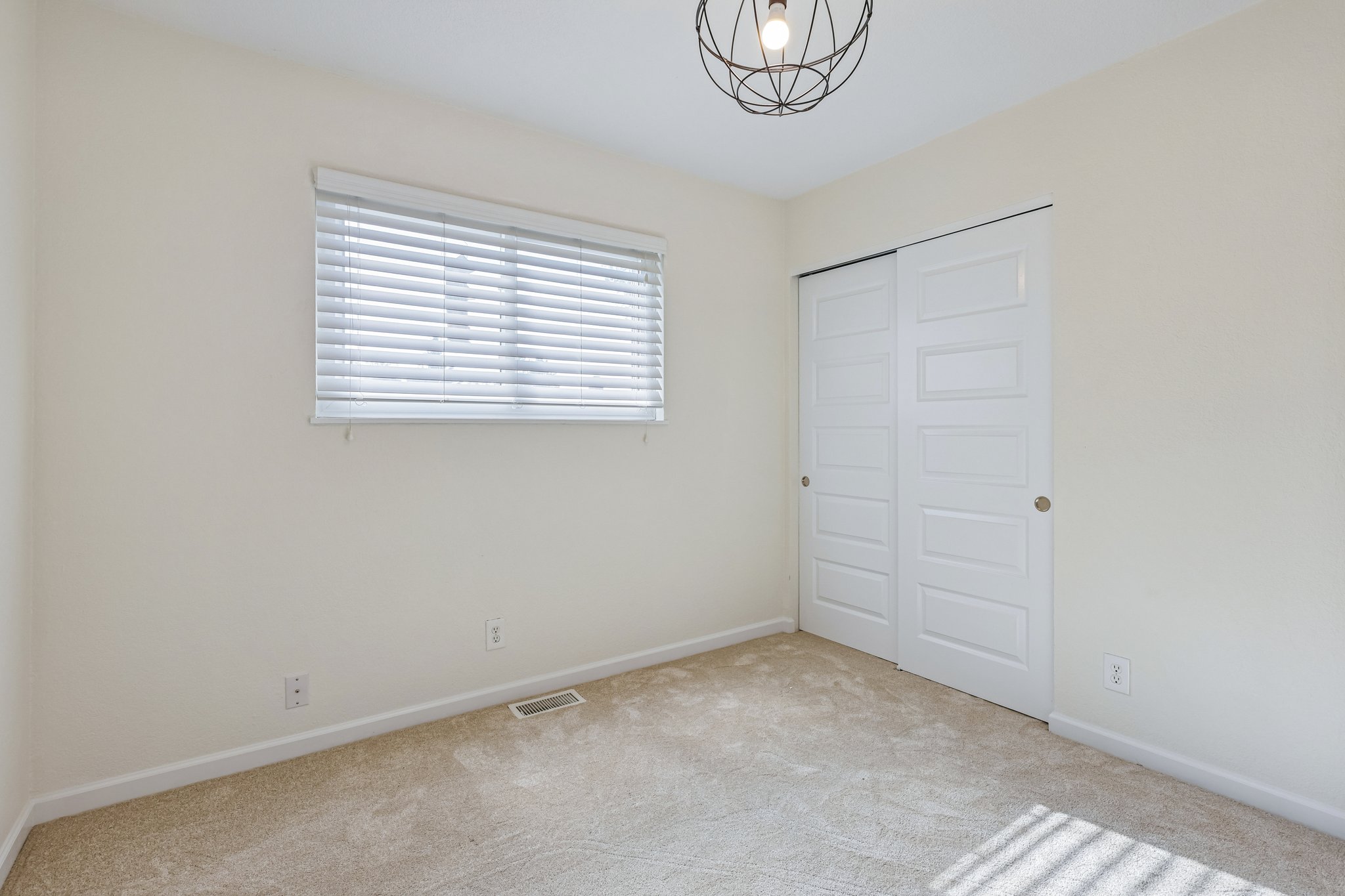 E Kenyon Ave-S2209-017.jpg