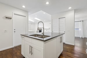 E Kenyon Ave-S2209-012.jpg