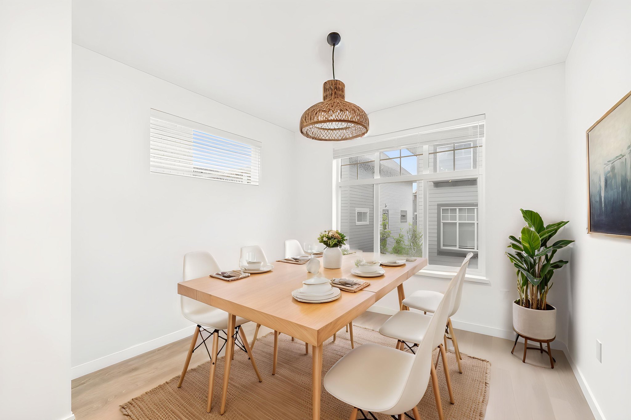 DSC03603 virtually staged.jpeg